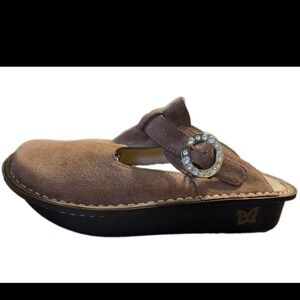 Alegria PG Lite Bronze Metallic Leather Mules Clogs Rhinestone Buckle Size 38
